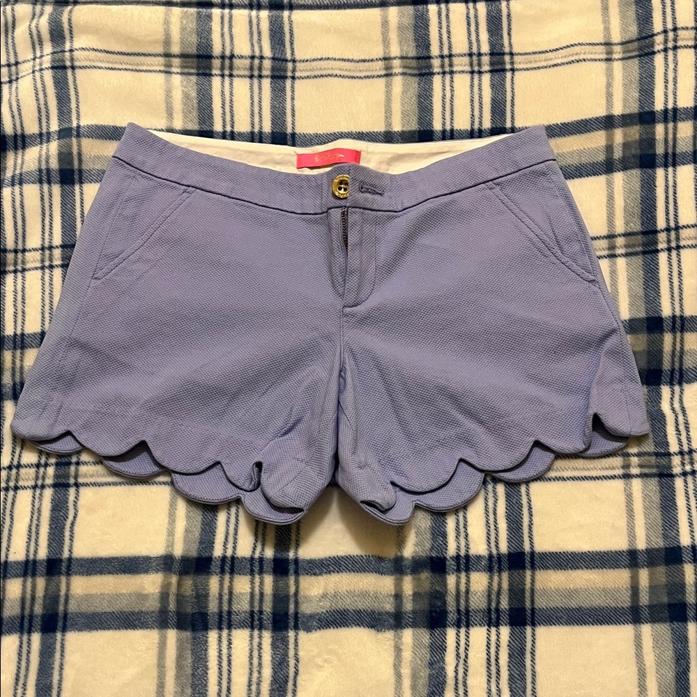 Lilly Pulitzer High Waist Scalloped Shorts in Light Purple